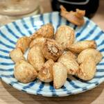 晩杯屋 - 揚げにんにく￥90