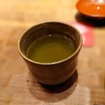 初音鮨 - お茶 202511