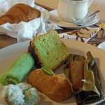 Pasar Sindhu - ホテルの部屋にて