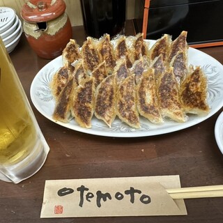 餃子のゆうた_1