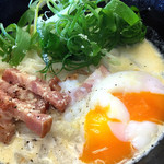 築港麺工房 - カルボナーラうどん