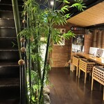 大衆酒場 泥亀 - 店内雰囲気