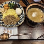 お出汁とスパイス 元祖 エレクトロニカレー - 