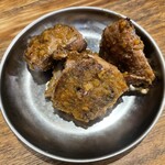 大衆酒場 もつ焼きと肉刺し ぶた横丁 - 