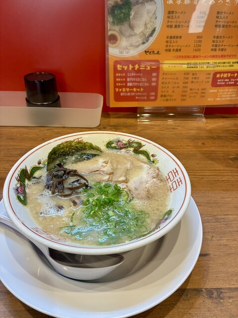 豚骨ラーメン 濃厚豚骨 ともちゃんラーメン - 西神中央/ラーメン | 食べログ