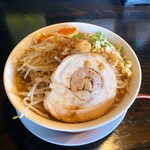 豚麺山脈 - 豚麺300g+野菜：盛