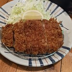とんかつ専門店かつ屋 - 
