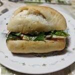 ル・プチメック 日比谷店 - 豚肉のベトナム風サンド