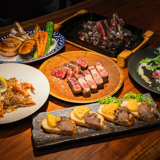 当店自慢のお肉と旬の食材を使った飲み放題付コース料理もご用意