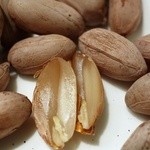 菜香餃子房 - 塩ゆでピーナッツ200円