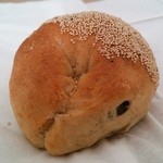 咲 - 前日に焼き上がった栗パン………140円