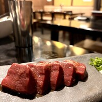 炭火焼肉 日本橋イタダキ - 