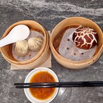 The Qantas Hong Kong Lounge - 