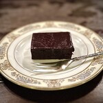 茜屋珈琲店 - 高いが旨いお菓子セット（お好きな飲み物付き）1900円税込み