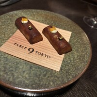 DINING & BAR TABLE 9 TOKYO - 