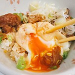 信州そば三城 - オンザ“ミニ牛すじ丼”❗️合法ですか？