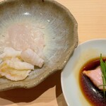 鮨 ゆうき - カワハギと肝醤油