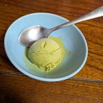 鮨処美好 - ランチに付く食後のアイス