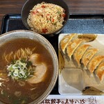 五味八珍 - 料理写真:全景