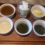 毎朝挽肉と羽釜ごはん ハンバーグぼうず - 