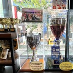 ピッツェリア ダ グランツァ - ピッツァワールドカップのトロフィー