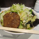 麺処 まるよし商店 - 醤油たんめん　＋　チャーシュー１枚