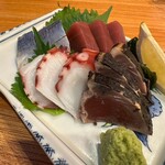 個室で味わう博多もつ鍋と手打ち焼き鳥 呑兵衛 - 