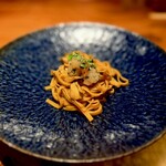 IL TEATRINO DA SALONE - 【麺物】　バヴェッティーニ　赤海老　茸