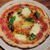 炭火焼イタリアン 海串 ブラーチェ - 小さいピザ