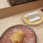 鮨 赫 sushi aka Tokyo - さあ、鮨のはじまり。準備はいいかい？