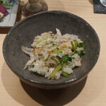 御成門はる - しらす炊込みご飯