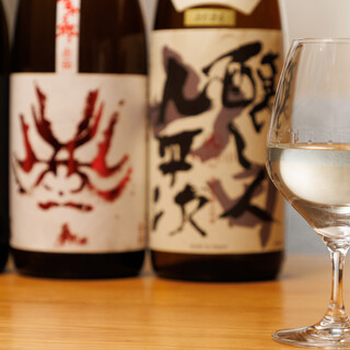 地元の日本酒や目を引くノンアルカクテルなど充実のドリンク