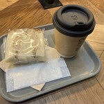 Espresso D Works - 料理写真:ソイラテ　ツナサンド