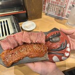 ライブ焼肉 てんぐ - 鼻高々タン盛り合わせ　上タンもとの良い部分のみ使用してますね！贅沢〜お値段以上です