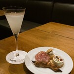 カーヴ - ギムレット＆アミューズ