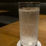 カーヴ - ジンソーダ※ライムを絞って