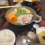 すき焼き・しゃぶしゃぶ すみれ 阪急西宮ガーデンズ店 - 