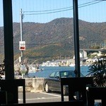 Minato Diya - 窓からの眺め