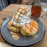 ESPRESSO D WORKS - 塩キャラメルパンケーキ1518円
