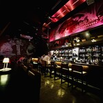 WHISGARS Sukhumvit 23 - 店内