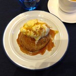 Ristorante alanello - 名物！アップルパイ バニラジェラート添えミニ800円、ブレンドコーヒー600円