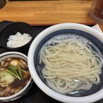 麺匠 くすがみ - ホルモン付けうどん¥1,050