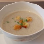 シェフ植田 - マッシュルームのクリームスープ