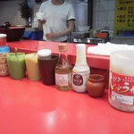 家系総本山 ラーメン 吉村家 - 調味料が増えたね・・・
