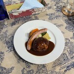 ブラッスリー ジョーゾー - ハンバーグとソーセージグリル