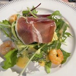 ブラッスリー ジョーゾー - すべて有機サラダ付き