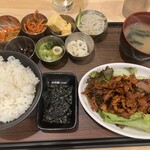 イチャドル韓豚丼 - 