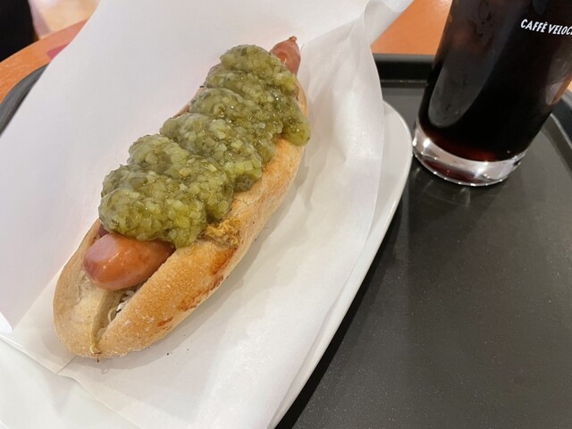 Cafe Veloce Iidabashi Eki Higashiguchi Ten