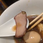 らぁ麺や 嶋 - これは鴨でしょうね。