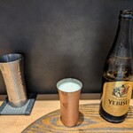 らぁ麺や 嶋 - 並々とついで、撮る前に飲んでしまいました。